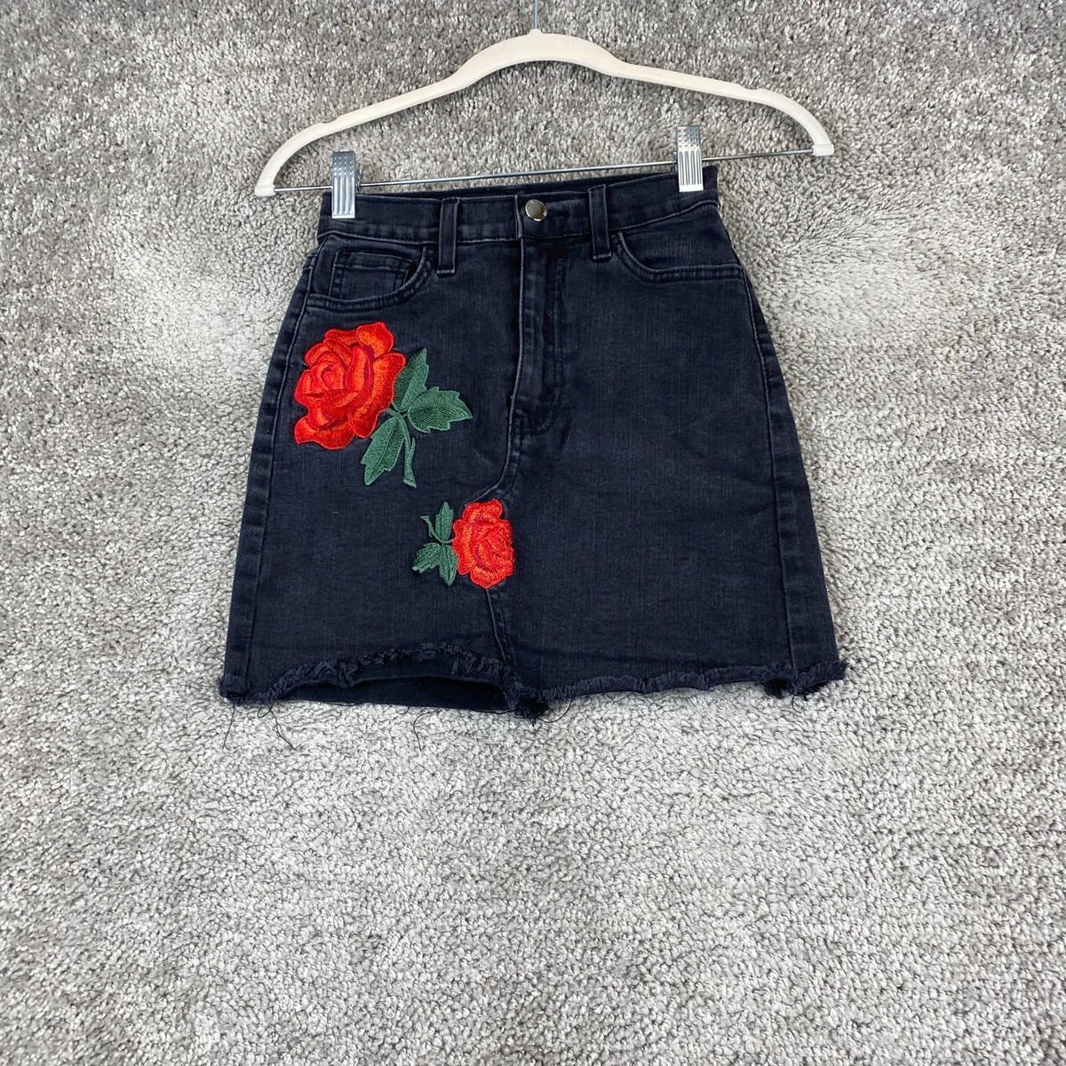 Fashion Nova A Line Denim Skirt Women s Size XS Black Embroidered