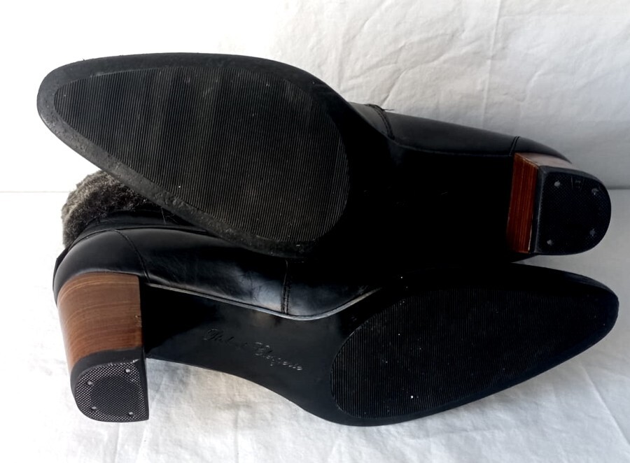 Bottines Robert Clergerie - Cuir Noir Et Fourrure - Talon 7 Cm - Pointure 40 FR - Occasion En Très Bon état