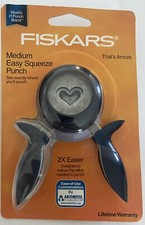 Fiskars That's Amore Heart Medium Paper Punch Scrapbook Crafts Easy Squeeze.New 