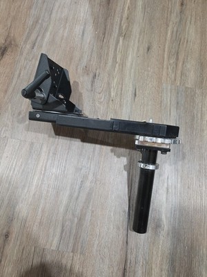 Havis Vehicle Mount Assembly :  Swing Arm & Swivel And Pole
