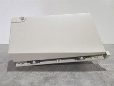 CADENZA   2014 Glove Box 566470