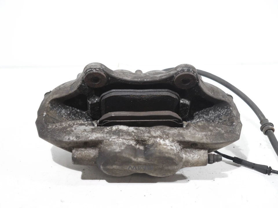 Pinza de freno delantera izquierda BREMBO 12-18 BMW F30 F33 F32 F36 328i 335i 435i OEM Foto 4 de 4