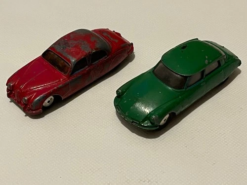 Corgi 210S Citroen DS 19, Jaguar cars, red  Corgi 2.4L Jaguar