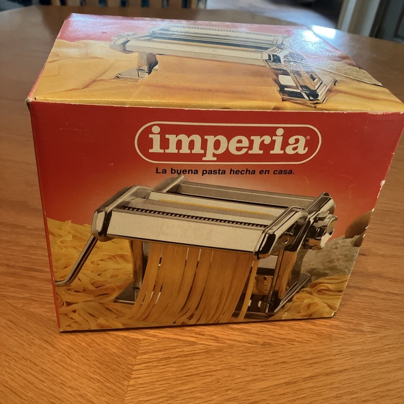 Imperia Pasta Maker Machine Model SP-150 Made in Italy Heavy Duty Steel 