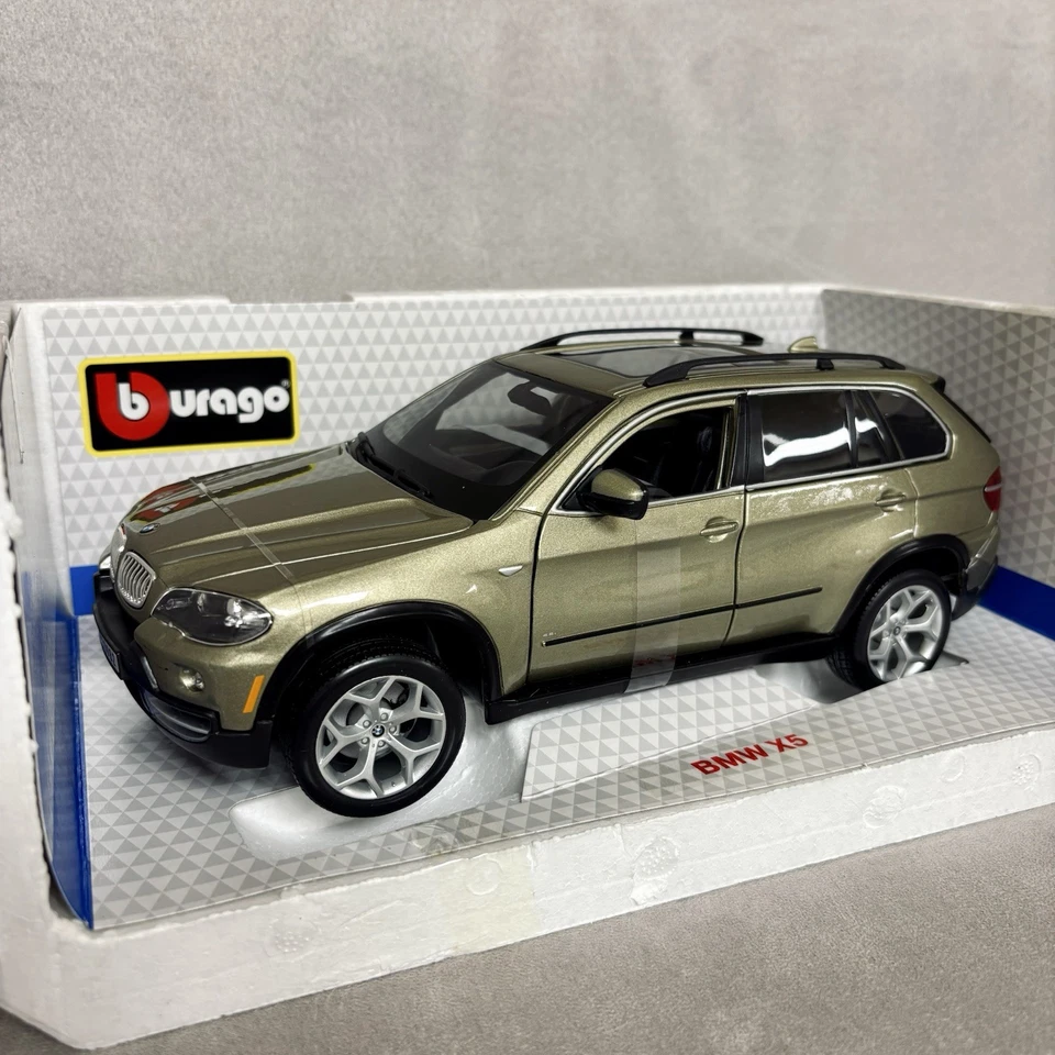 BMW X5 4.8i E70 2007 1/18 Burago NEW - Immagine 3 di 4