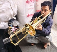 TROMBONE 3 VALVE OF PURE BRASS METAL IN GOLDEN POLISH  CASE BOX FREE SHIPPNG