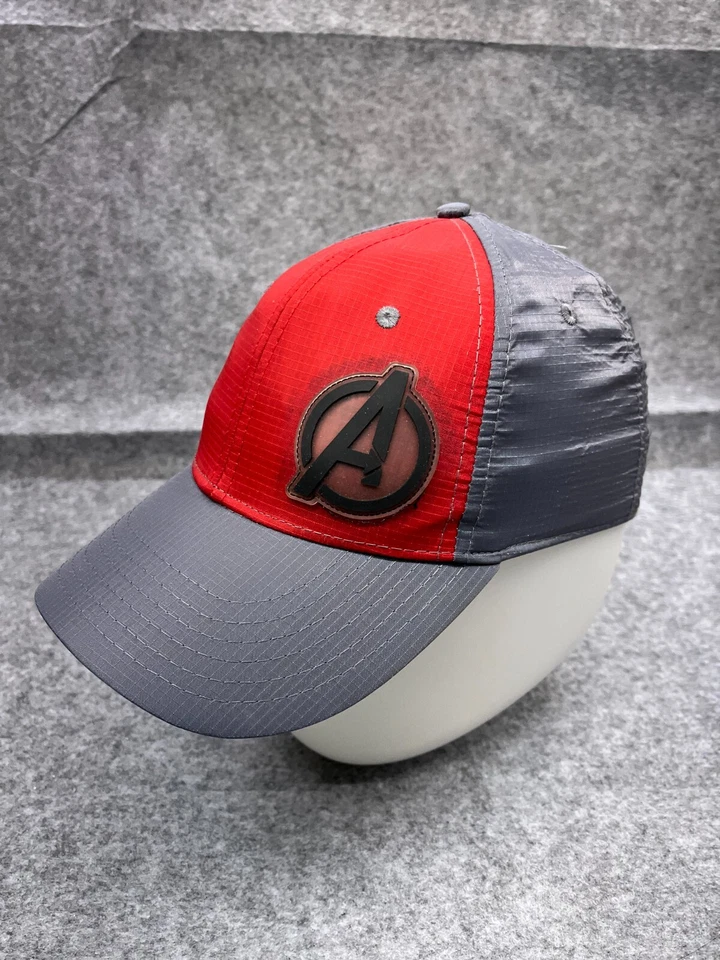 Avengers Marvel Sombrero Gorra Ajustada Juvenil Gris Talla Única Rojo Poliéster Héroes Foto 4 de 4