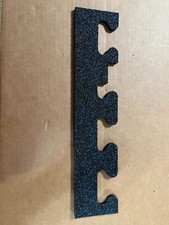 1 PIECE STRAIGHT EDGE 18 X 18 X 0.3 in Rubber...