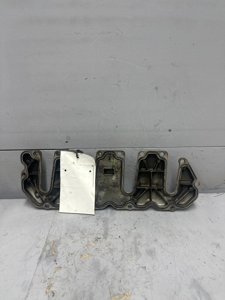 Chevy GMC Sierra 2500-3500 HD 2006-2007 6,6 Duramax cubierta de válvula diésel Foto 2 de 4