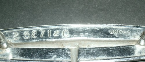Vintage 1963 Oldsmobile Ninety Eight Fender Emblem (4.5") Univex Part # 2587140 - Picture 7 of 8