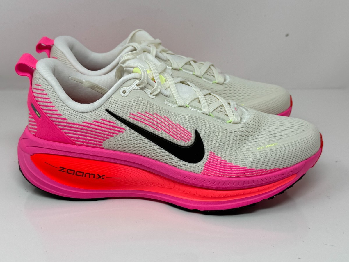 Men's Size 11 Nike Air Zoom Vomero 18 CM 