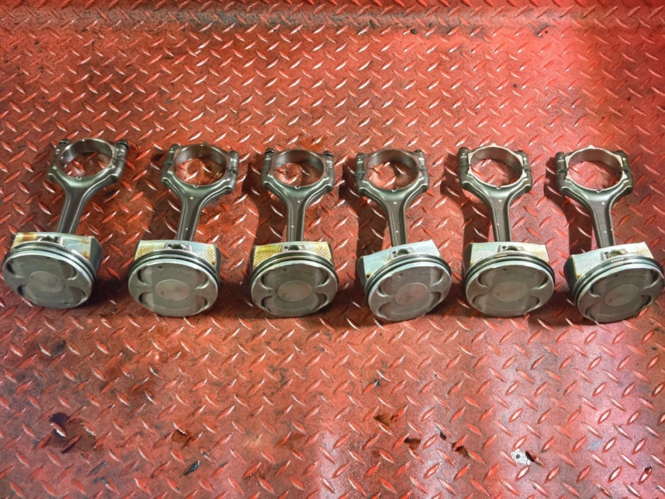 NICE 2011-2024 OEM Jeep Wrangler Dodge Piston and Connecting Rod 3.6 5184503AH - Image 2 of 4