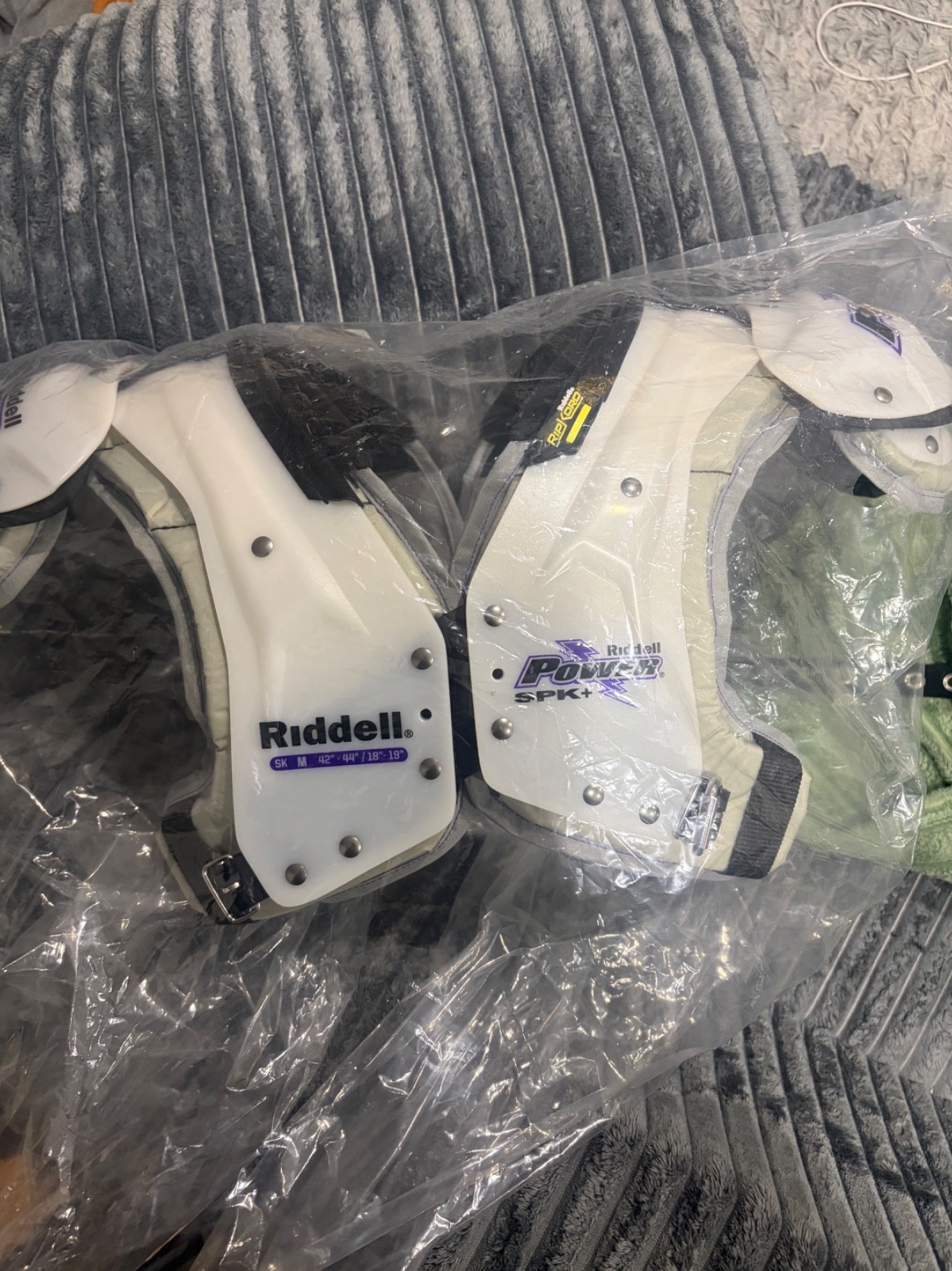 Riddell Power SPK+SK Football Shoulder Pads, Varsity/Adult, size M