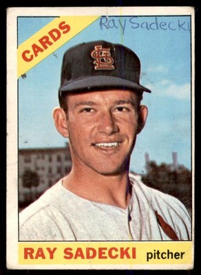 1966 TOPPS RAY SADECKI ST. LOUIS CARDINALS #26 VG (Writing/Corner wear)