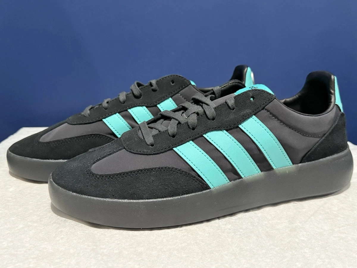 Mercedes-AMG Petronas Formula One Team x adidas Barreda  display picture 1