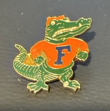 NCAA~FLORIDA GATORS~UNIVERSITY OF FLORIDA ~Full Body Mascot Pin~ FREEN SHPG!