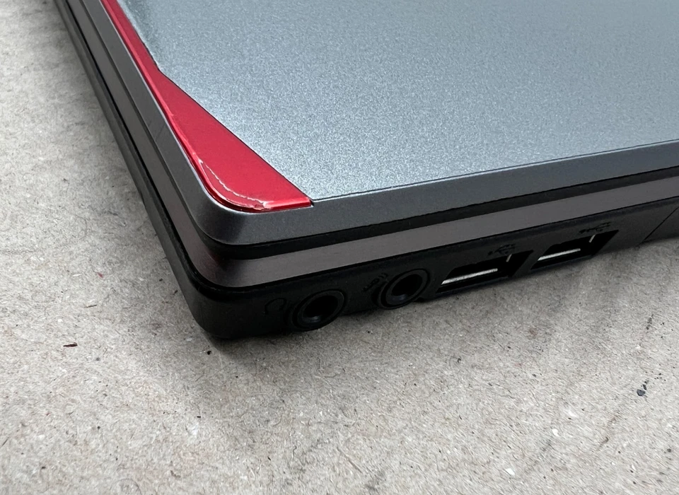 Notebook FUJITSU LifeBook E736 13" Cpu i5-6200u Ram 8gb SSD 240gb Win11P GRADO B - Immagine 4 di 4