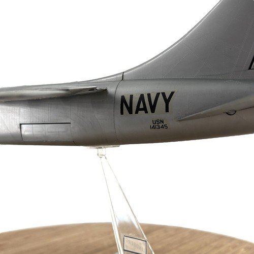 Vtg Lindberg 5302 F8U-1 Crusader Model Airplane 1:48 Scale Original Stand - Picture 9 of 15