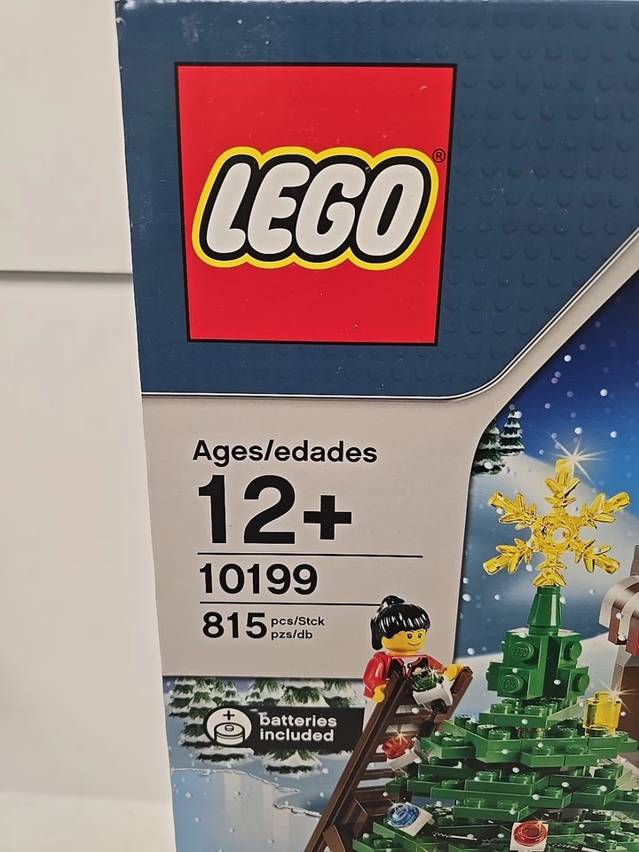 LEGO 10199 Winter Toy Shop NEW IN PACKAGE READ DESCRIPTION  - Image 2 of 4