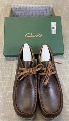 Clarks Shoes Stinson Hi Size 10 Mens Chukka Boots Beeswax Brown NEW IN BOX