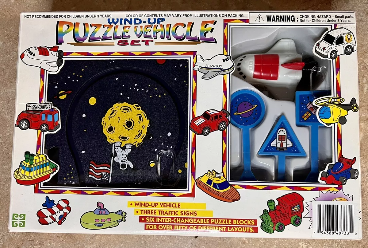 Wind up puzzle store vehicle set