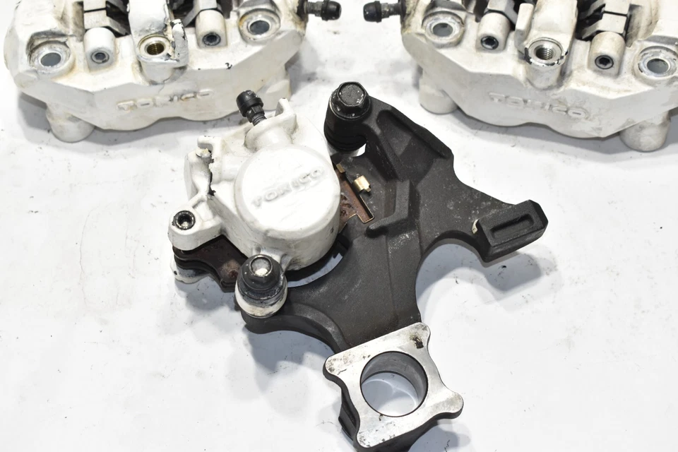 2008 2009 Suzuki Gsxr600 750 Front Right & Left Brake Caliper Rear Brake Caliper - Image 4 of 4