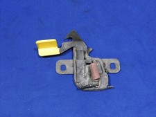 1999-2004 Ford Mustang Hood Latch Oem Take Off D19 1999-2004 Ford Mustang Hood Latch Oem Take Off D19