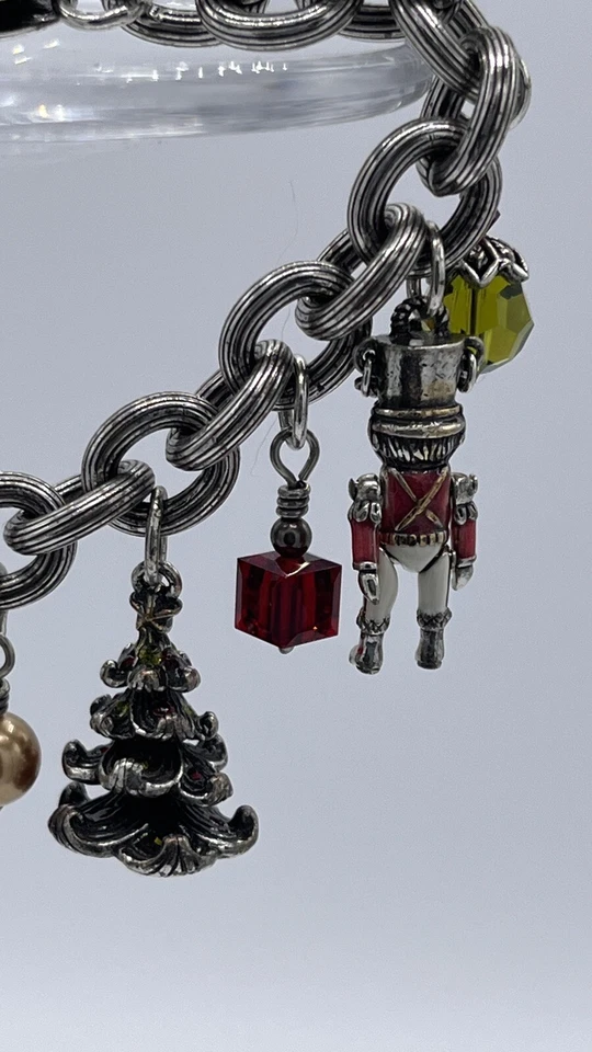 Brazalete Brighton Tono Plata Alegría Navidad Completo 13 Dijes 7 - 8 3/4 Retirado Foto 3 de 4