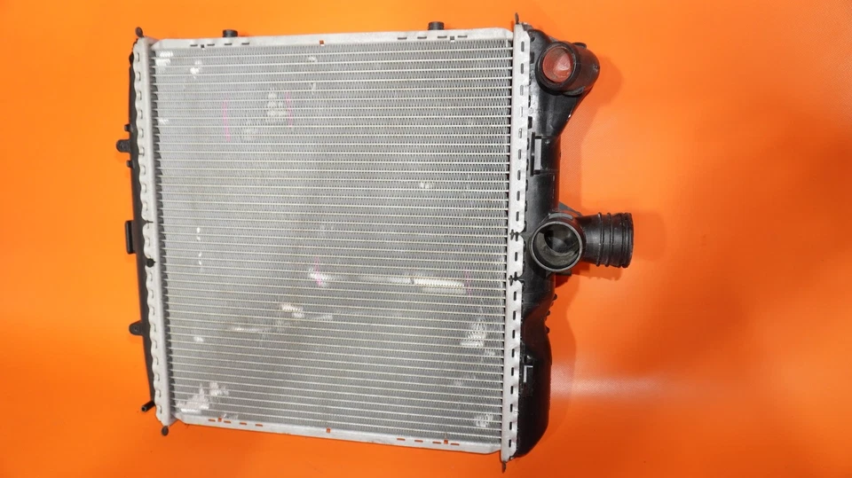 RADIADOR DE REFRIGERACIÓN DERECHO PORSCHE 911 CAREERA 2005 2006 2007 2008 2009 2010 2011 Foto 2 de 4