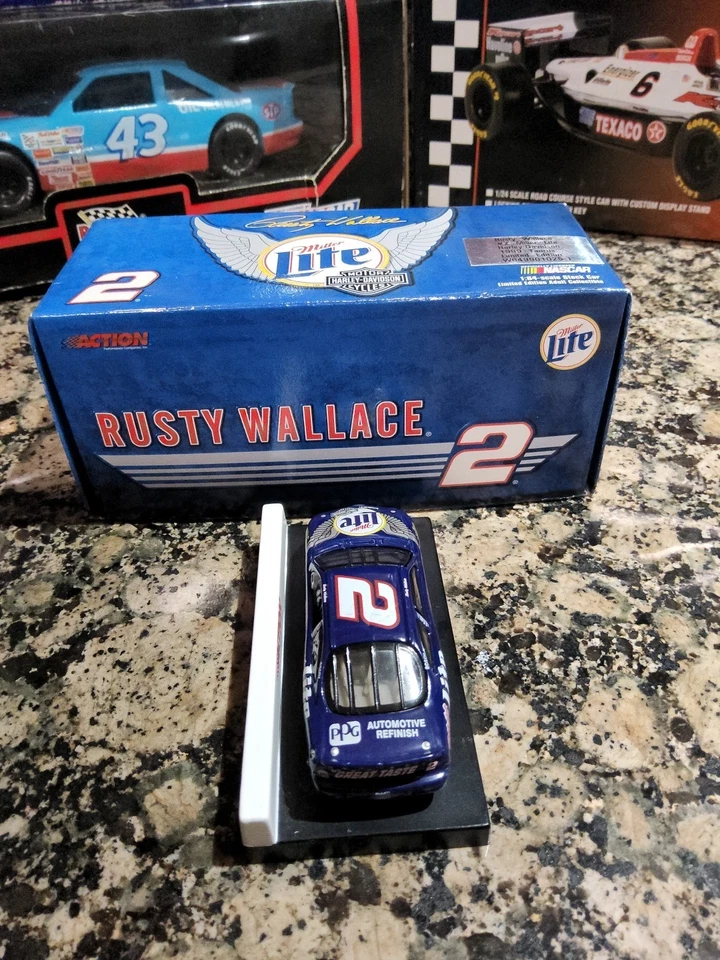 1999 Action #2 Rusty Wallace Harley Davidson Miller Lite Taurus 1/64 NASCAR - Image 4 of 4