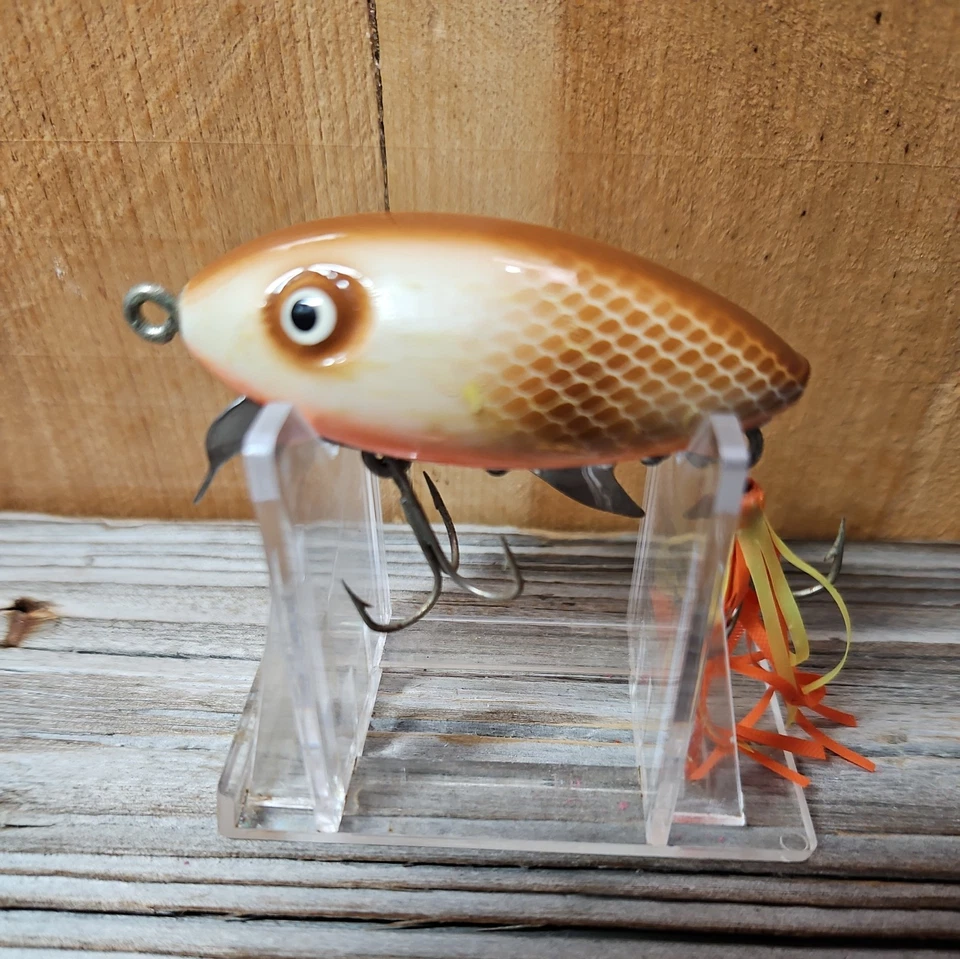 Vtg Strike King "SCOUT" #245-15. Brown Scale/Orange Belly colored Wood Lure. - Image 2 of 4
