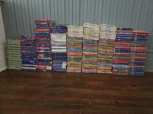 Huge Lot of 297 Vintage & Modern 1960s-2010s Harlequin Romance Paperback Books 