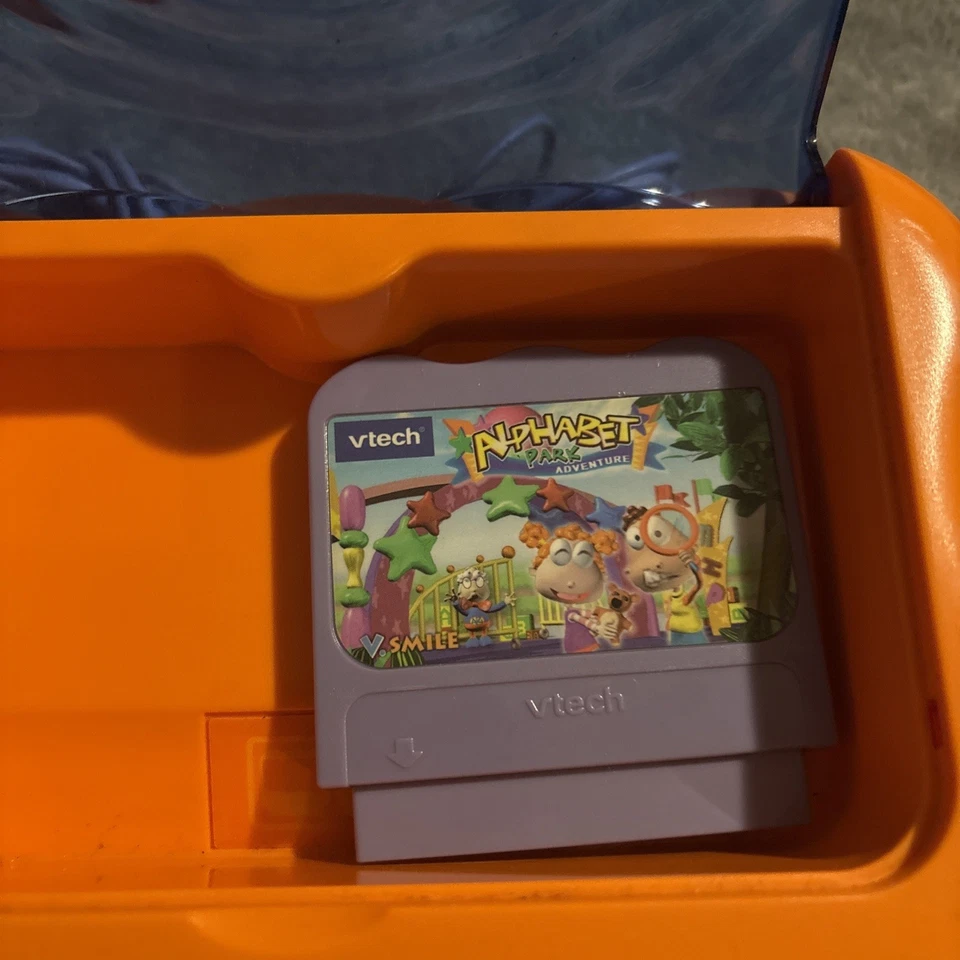 V Smile  VTech Console Controller Games NO REFUNDS WHAT YOU SEE IT WHAT YOU GET - Image 4 of 4