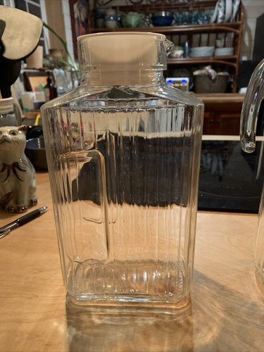 Bottiglia frigorifero in vetro a coste trasparente, coperchio, impugnatura, di Luminarc, rettangolo 2 Qt - Foto 1 di 4