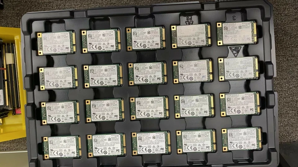 Lite-On LMH-256V2M 256GB MSATA Solid State SSD Dell 35DNT - Image 2 of 2