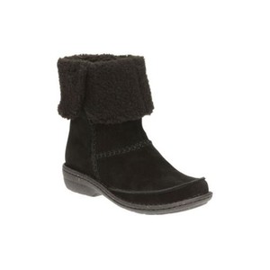 clarks avington boots