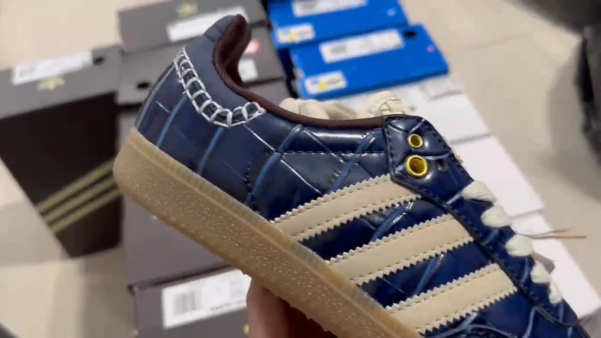 adidas Wales Bonner x Samba OG 'Croc - Collegiate Navy' | JH9825