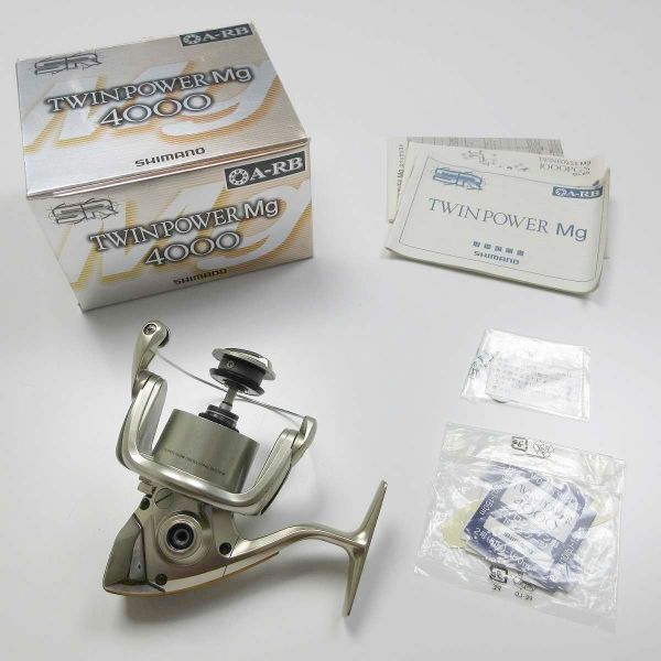 マ*T様 04 SHIMANO TWIN POWER 4000 スピニングリール SHIMANO シマノ ツインパワー 4000 スピニングリール SC69H