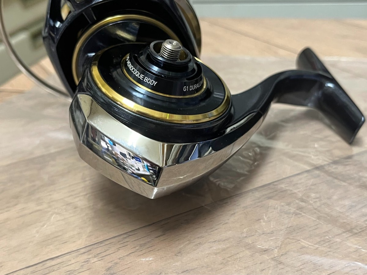 未使用　DAIWA SALTIGA 14000-P Daiwa Spinning Reel 20 Saltiga 14000-P With Box 00065005