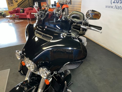 2018 Harley-Davidson Touring - Picture 16 of 24