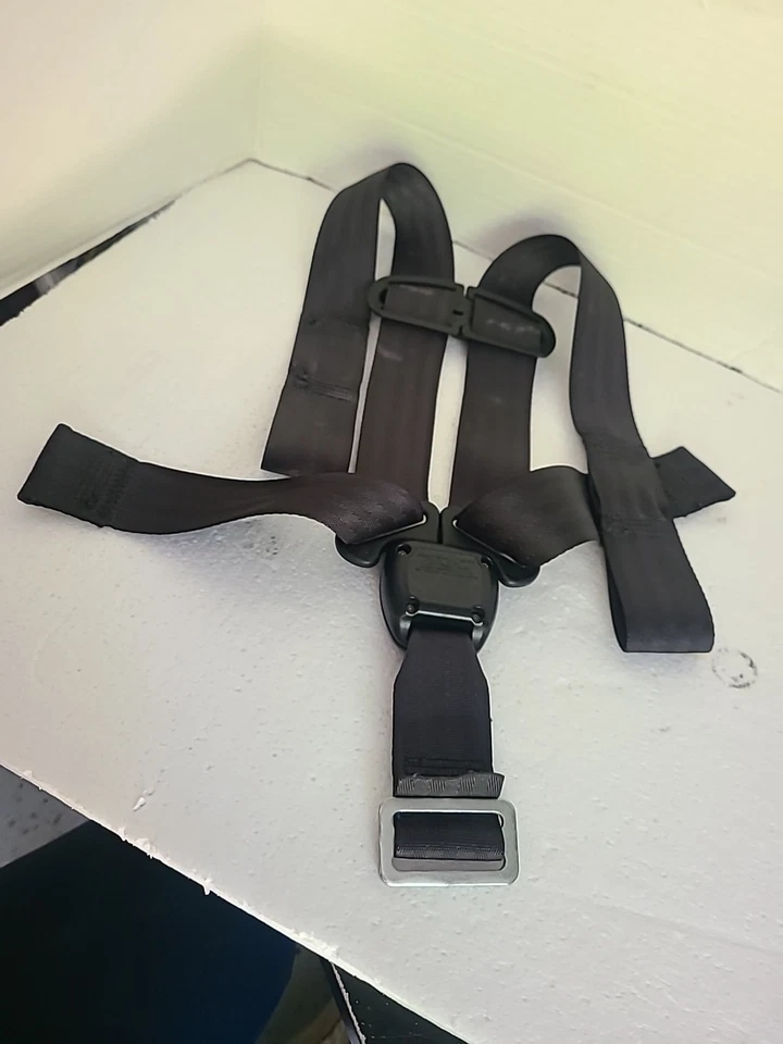 graco Snugride 30 35 Click Connect Seat Belt Strap Harness Black Safety Clip. - Image 4 of 4