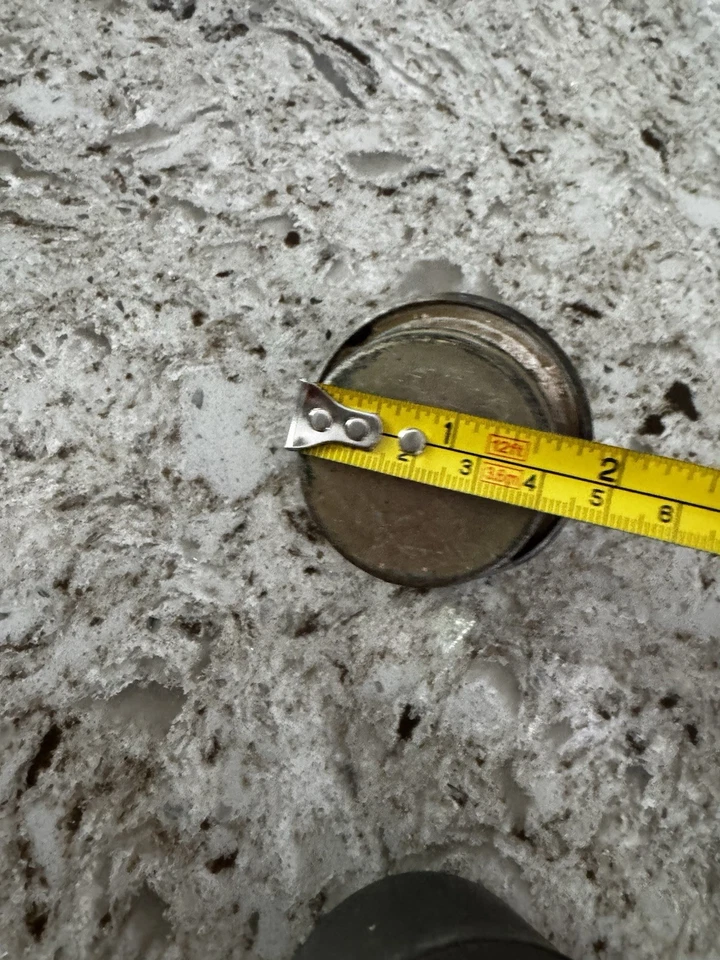 Tapa de combustible vintage Think For Porsche 911 fue adquirida de 911 Racer coleccionista Foto 4 de 4