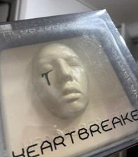 G-Dragon First Solo Album Heartbreaker 2009 Korea Limited Edition K-Pop.