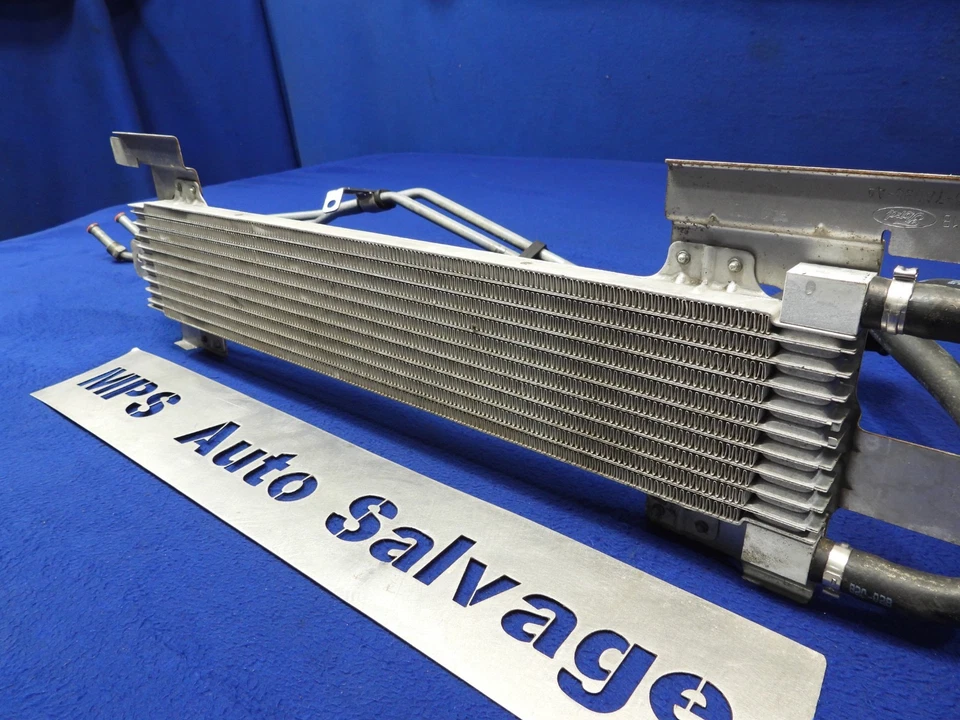 Ford Mustang GT 2005-2009 4,6 L 3 V OEM enfriador de transmisión automática N23 Foto 4 de 4