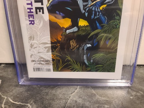 Marvel Comics ULTIMATE BLACK PANTHER # 1 CGC 9.8 Caselli Cover A 1st Print - Picture 3 of 6