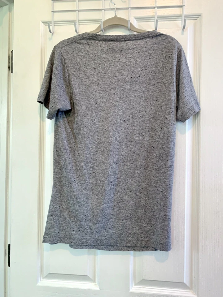 Glamour Kills Camiseta GLMR KLLS Bandera Americana 4 de Julio Mujer’s Gris Medio Foto 3 de 3