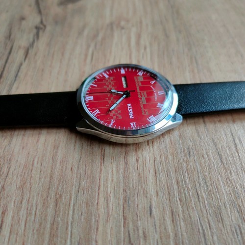 Orologio sovietico Raketa con calendario perpetuo rosso Orologio ROCKET... - Foto 8 di 11