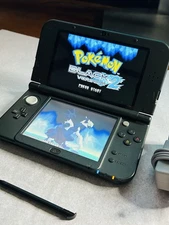Nintendo New 3DS XL Black (IPS Top Screen) Charger + Stylus + Carrying Case