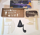 Rare Aurora 1975: Space Shuttle ORION from '2001: A SPACE ODYSSEY Model Kit open — photo 3