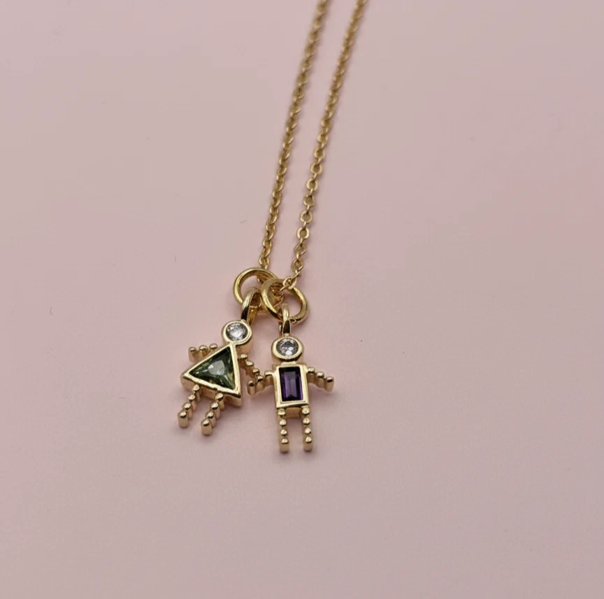 Collar Mamá Personalizado con Colgantes de Piedra Natal | Lleno de Oro 18K | Envío Gratis Foto 2 de 4